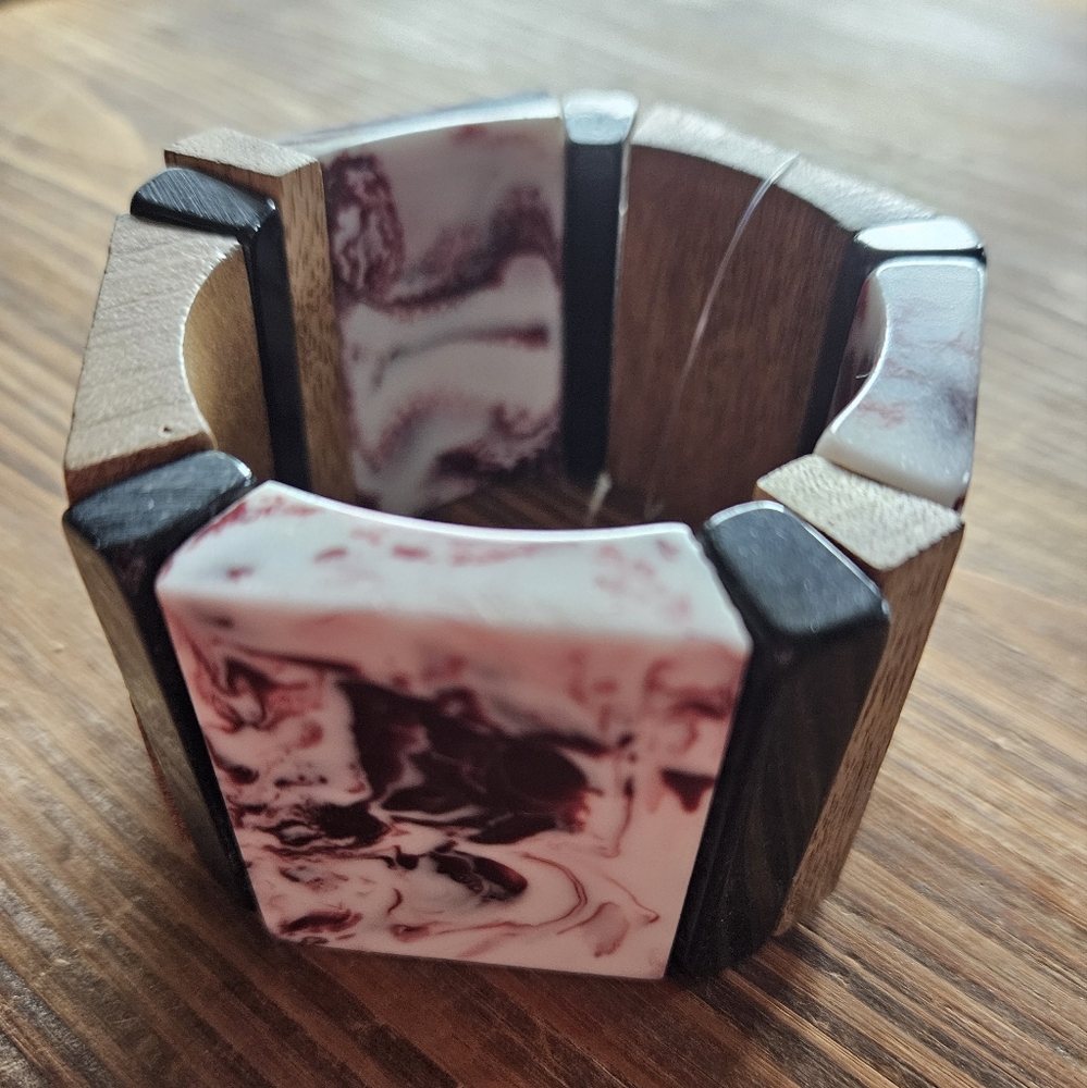 A Girl Thing Marbled Bracelet - Picture 3 of 4